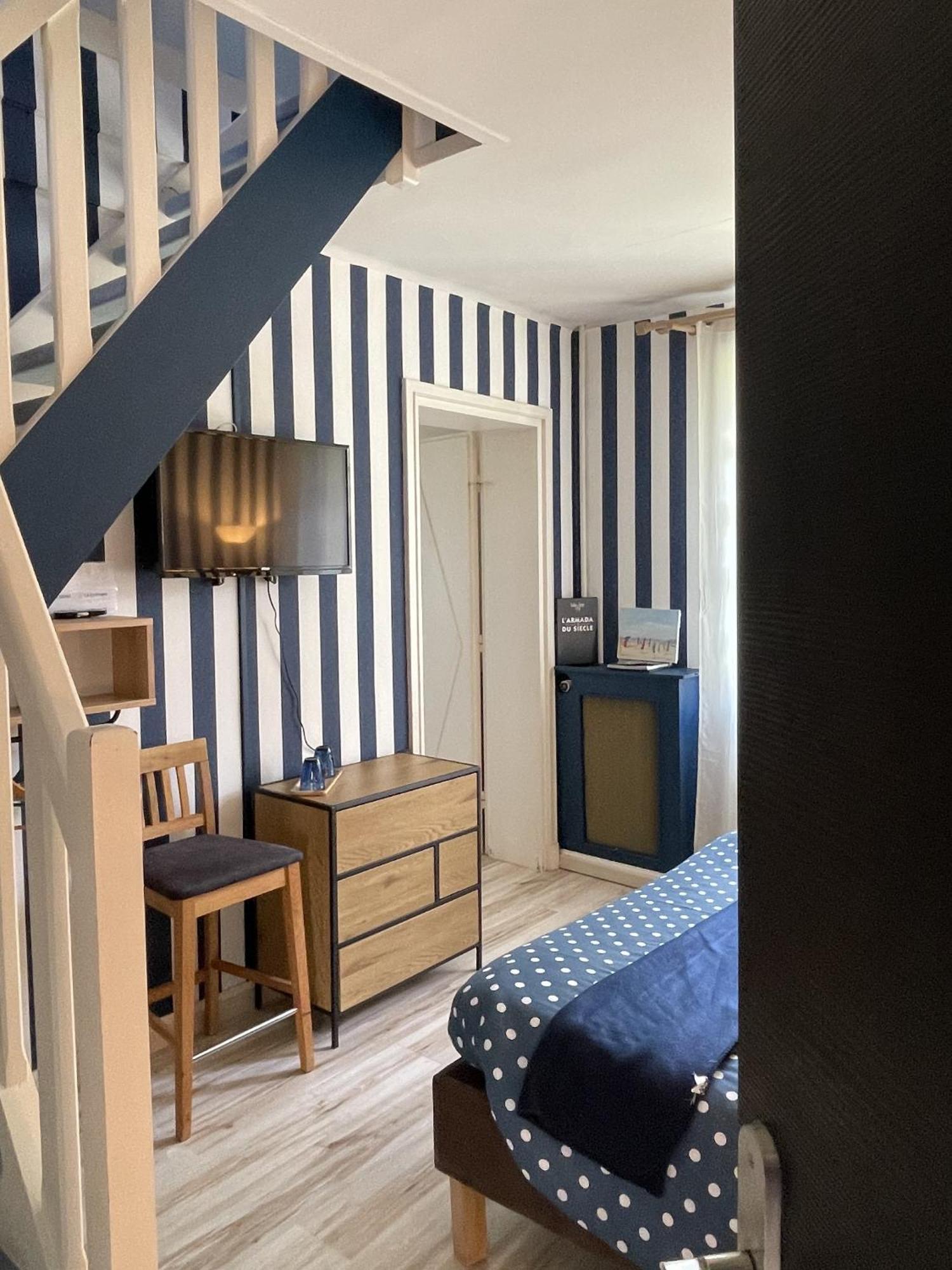 La Colliniere Hotel Sainte-Gemme-Moronval Eksteriør billede